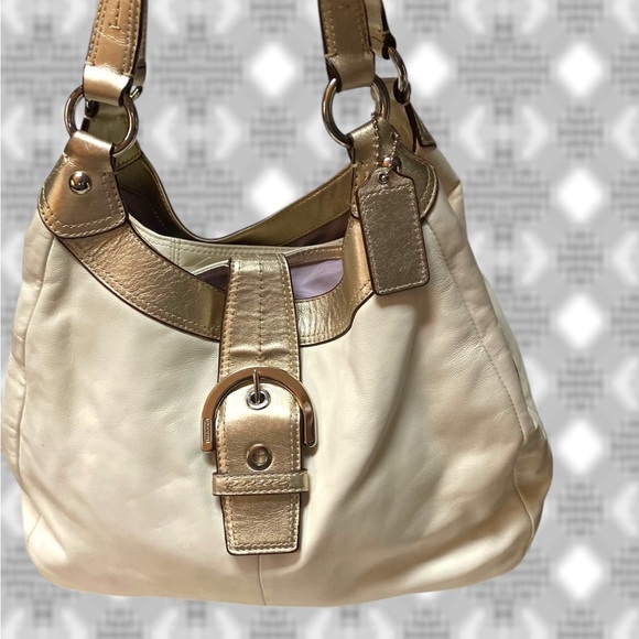 Coach F17092 Soho Ivory & Gold Leather 3 Pocket Bag. Wallet Free W $70 Min Order - Picture 5 of 16